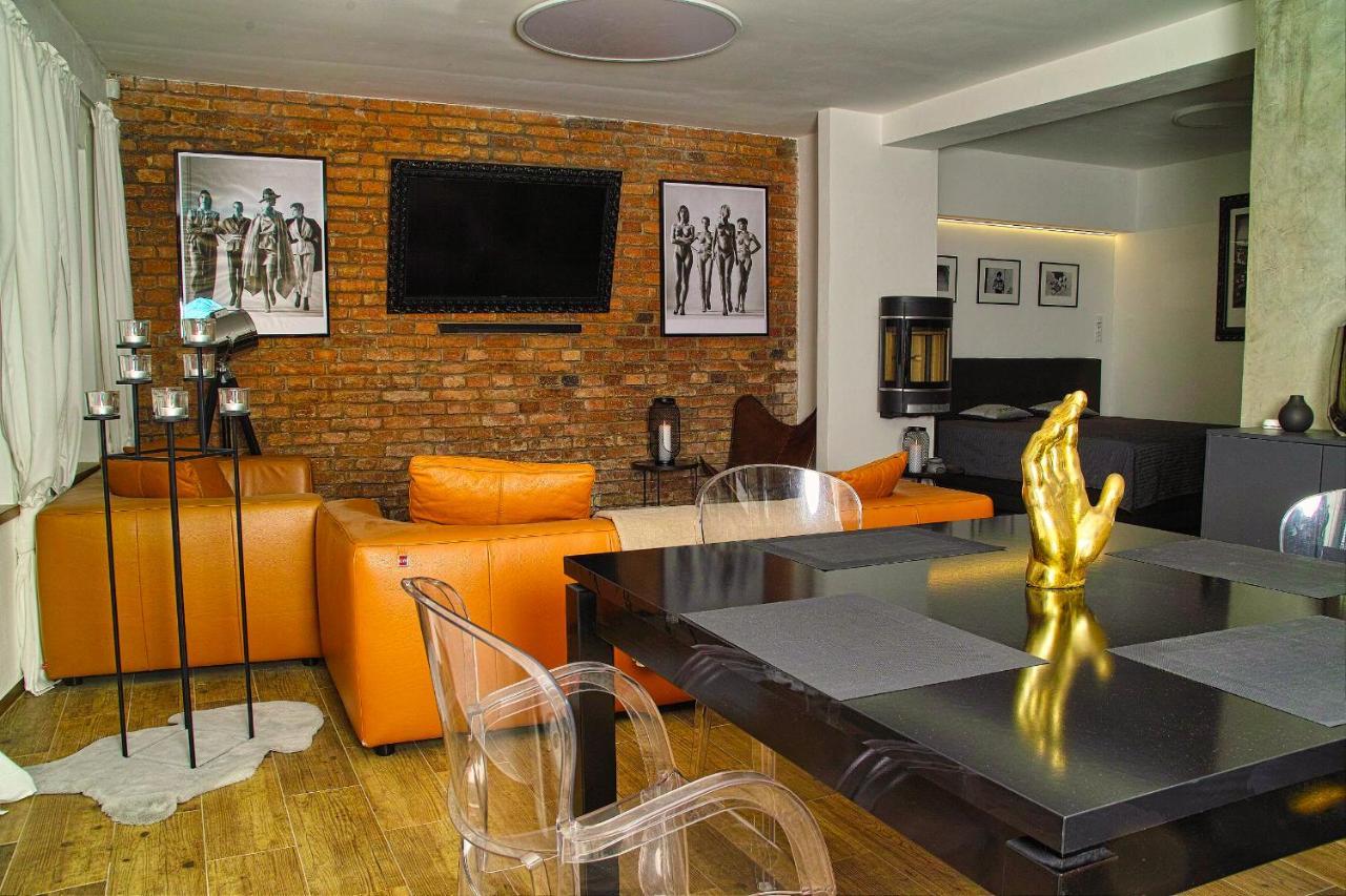 Wellness Gallery Apartments Reichenberg Exterior foto